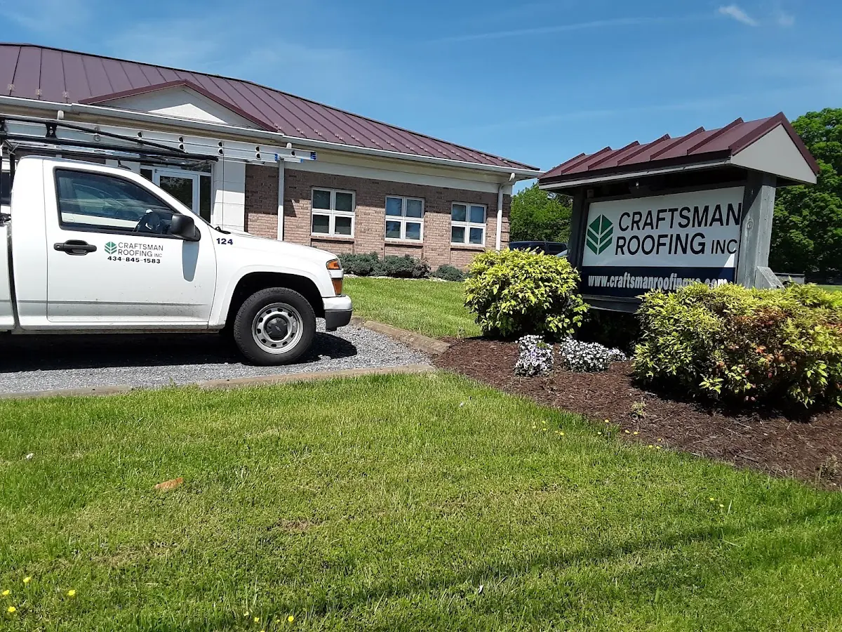 Quality Roof Replacement by experienced craftsmen in Oakwood Court